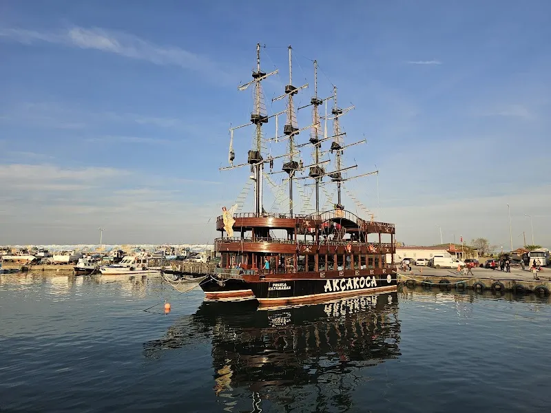Akçakoca Liman
