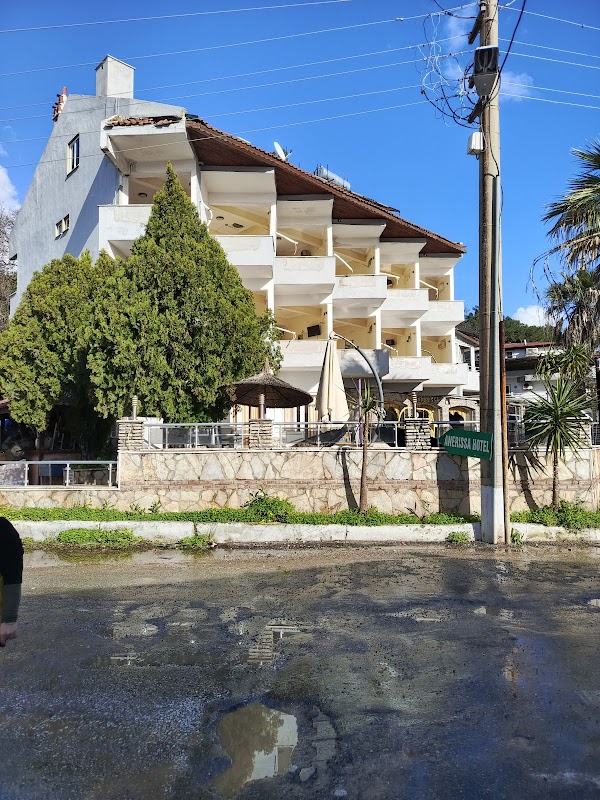 Anerissa Hotel
