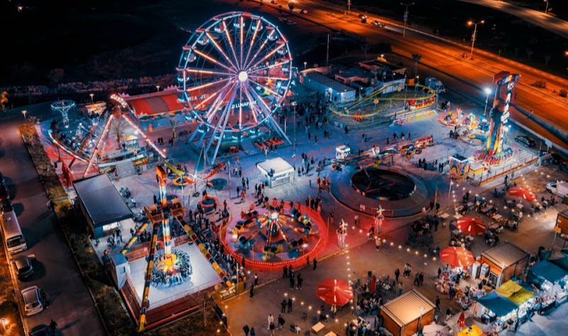 Cem Dana Lunapark