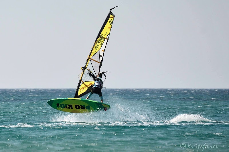 Crazy Island Windsurf and Kite Center