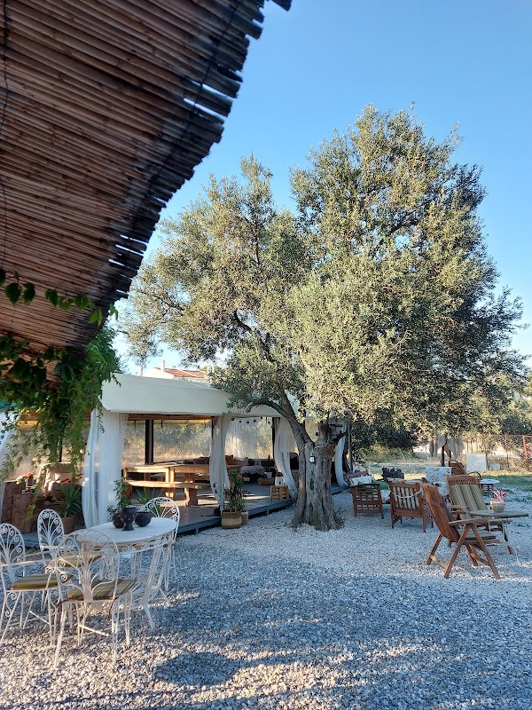 Cunda Battalos Küçük Hotel
