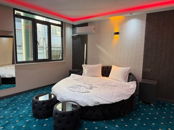 Eylül Otel