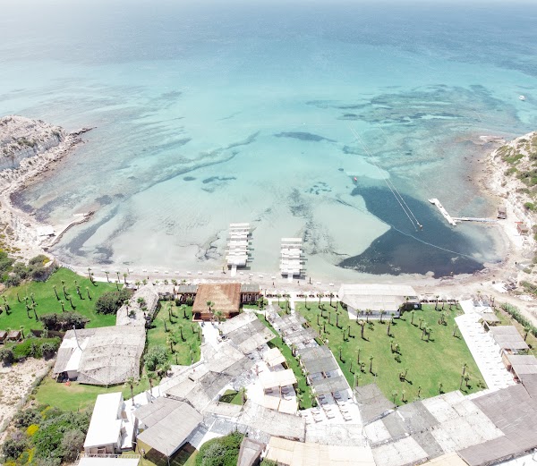 Fly-Inn Beach