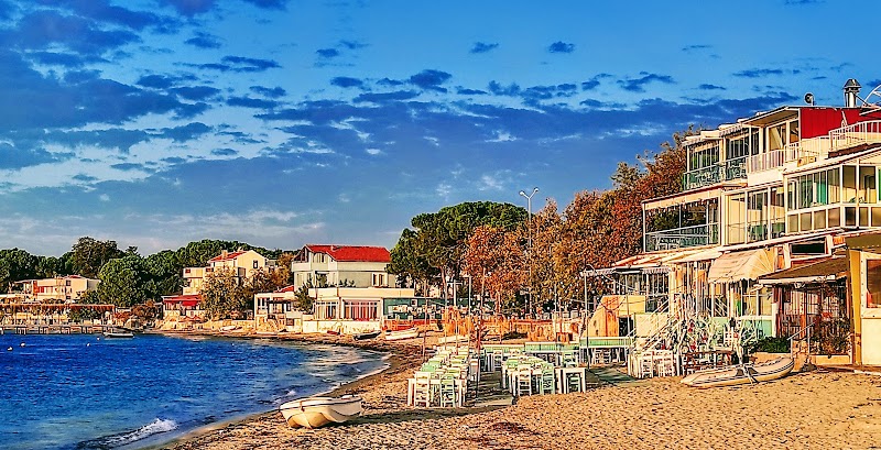 Güzelyalı Plajı