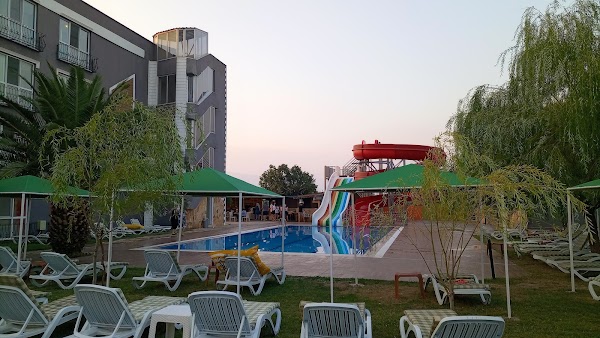 Hotel Club Nina