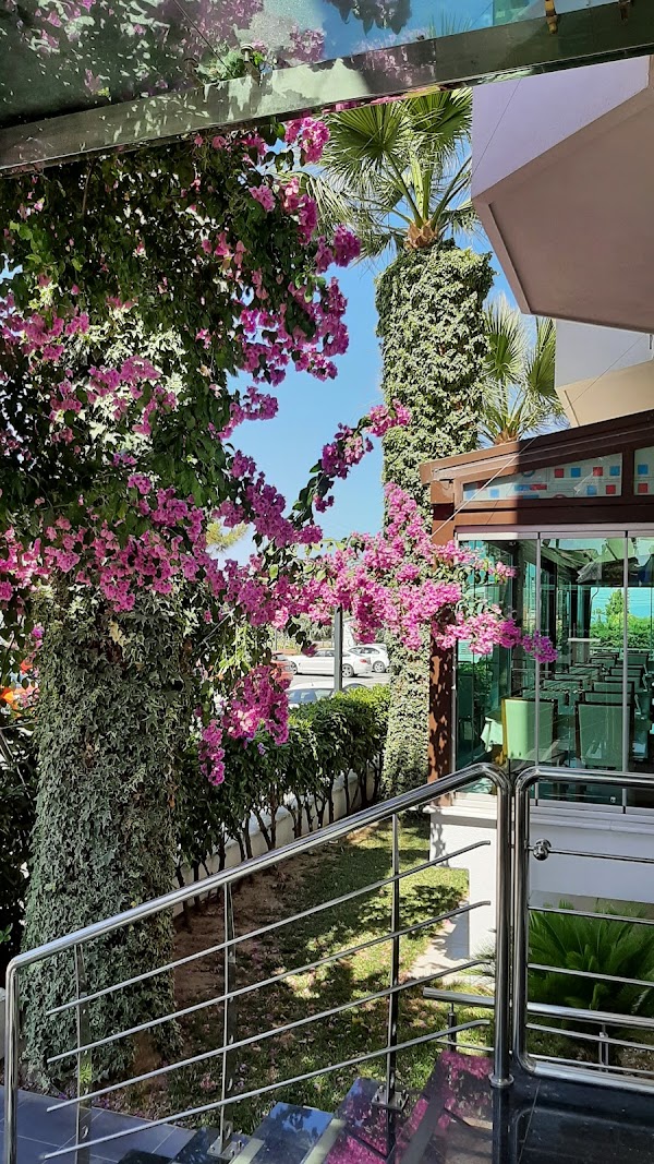 İdahan Hotel