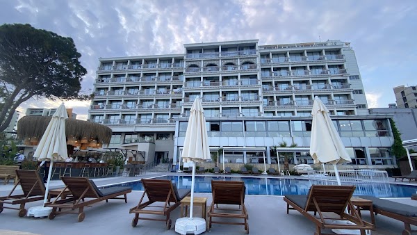 Lara Hotel