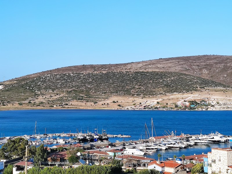 Marin Alaçatı marina