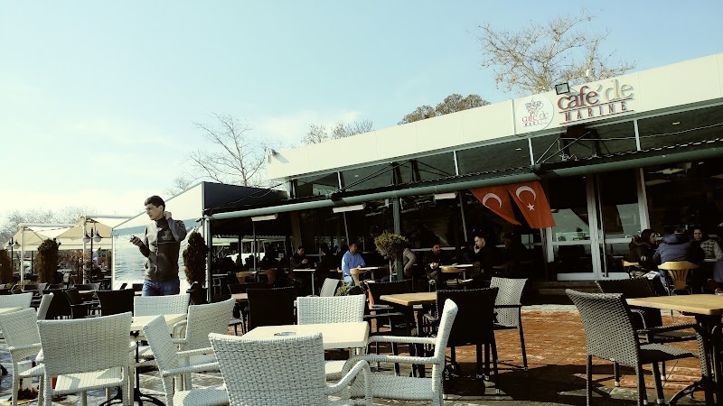 Marina Cafe