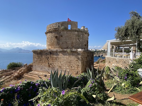 Odile Hotel & Restaurant