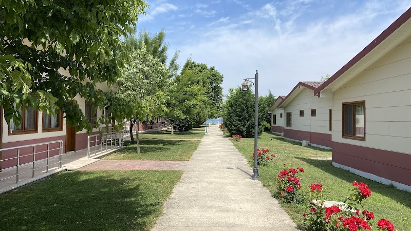 Rizom Tatil Köyü
