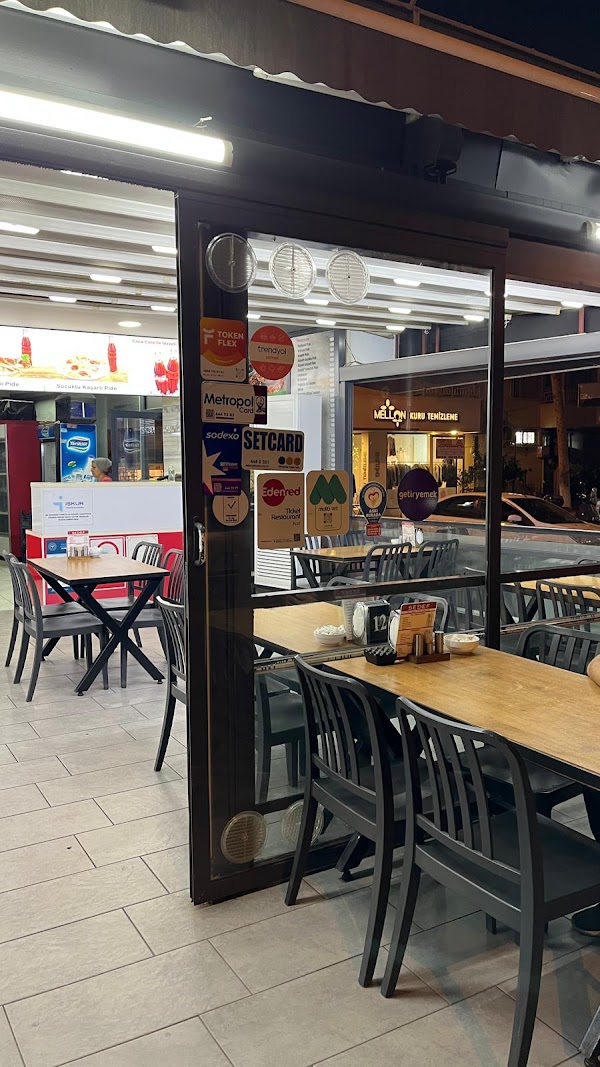 Sedef Lahmacun Tantuni Ve Pide Salonu