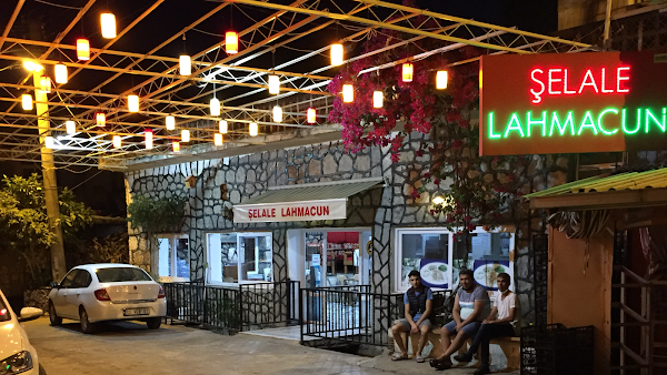 Şelale lahmacun