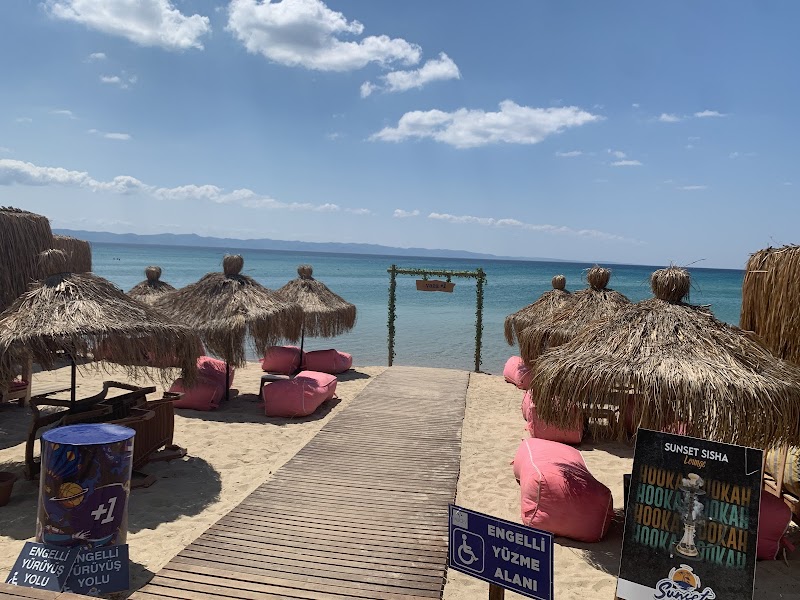 Sunset Beach Club