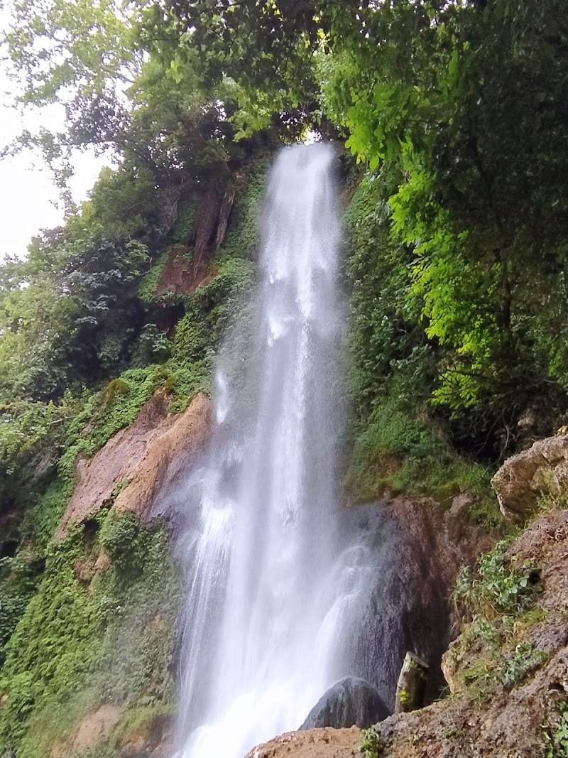 Sunturas (Çağlarca) Şelalesi