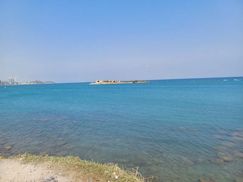 Yumurtalık sahil